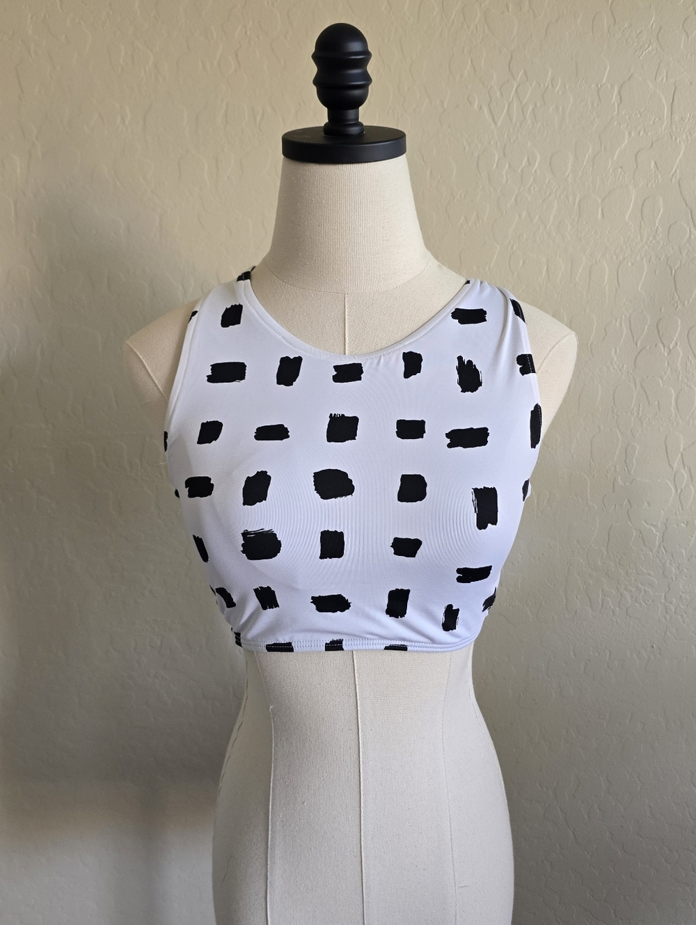 Albion Fit Swim Top Size Small High neck criss cross